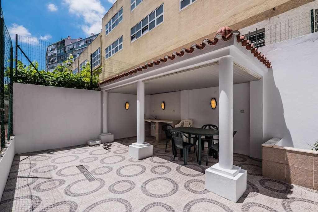 Apart Lisboa Confortavel 2 Quartos Com Terraco オディヴェーラス エクステリア 写真